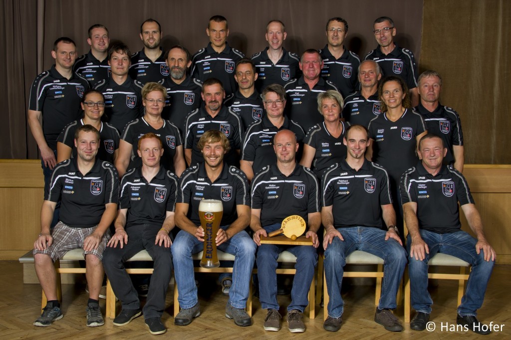 4. Reihe: Florian Leonhartsberger, Simon Leonhartsberger, Elias Hasleder, Claus Zorn, Rainer Hofstätter, Robert Seböck 3. Reihe: Wolfgang Leonhartsb., Bernhard Gassner, Christian Donninger, Martin Burgstaller, Karl Leonhartsb., Fritz Hofer, Josef Gassner 2. Reihe: Maria Buchinger, Gabi Minixhofer, Johann Riegler, Ursula Gebetsberger, Martina Steindl, Sandra Berger 1. Reihe: Markus Glinsner, Johannes Gruber, Reinhard Steindl, Walter Gebetsberger, Reinhard Buchberger, Günter Gerlinger 